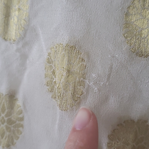 Ecote Cropped Chiffon Flair Tank Top - Picture 3 of 5